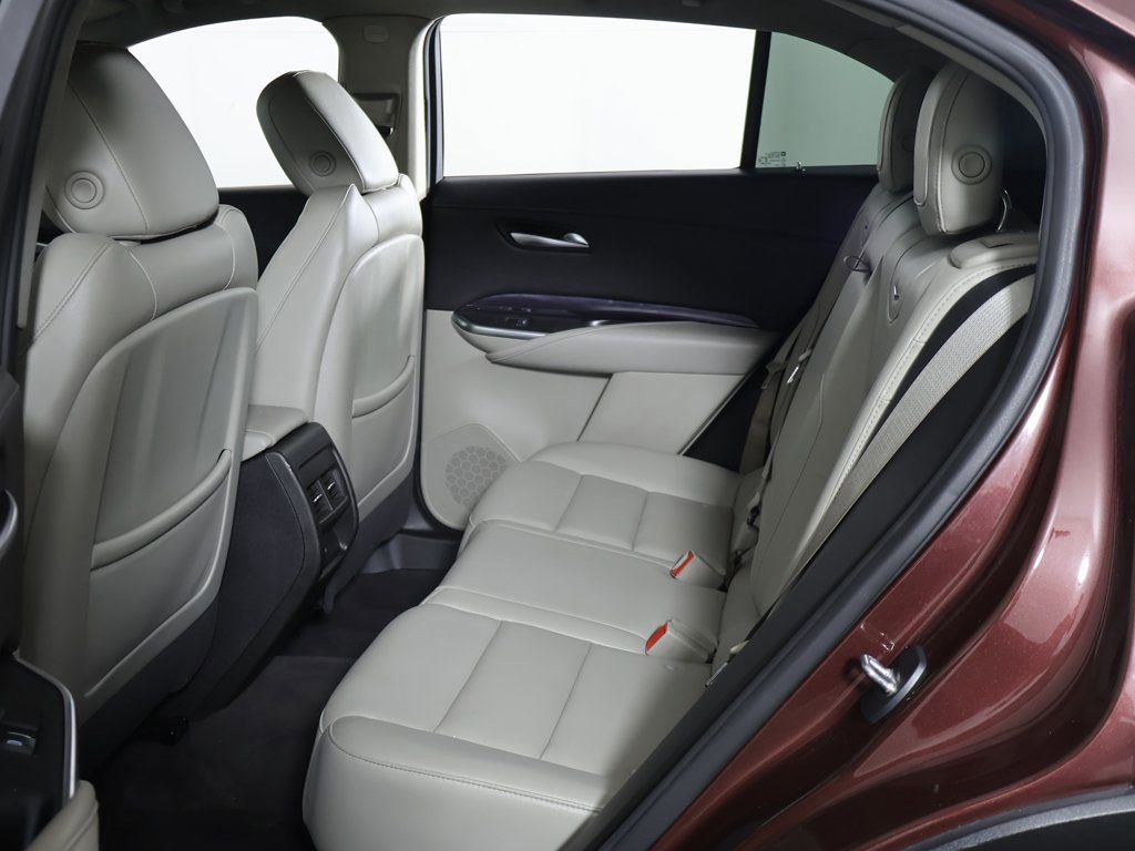 Used 2023 Cadillac XT4 Luxury image 26