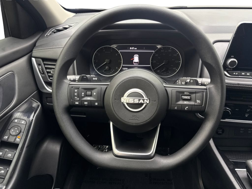 Used 2024 Nissan Rogue S AWD/4WD image 55