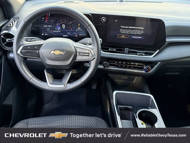 Used 2025 Chevrolet Equinox LT FWD image 12