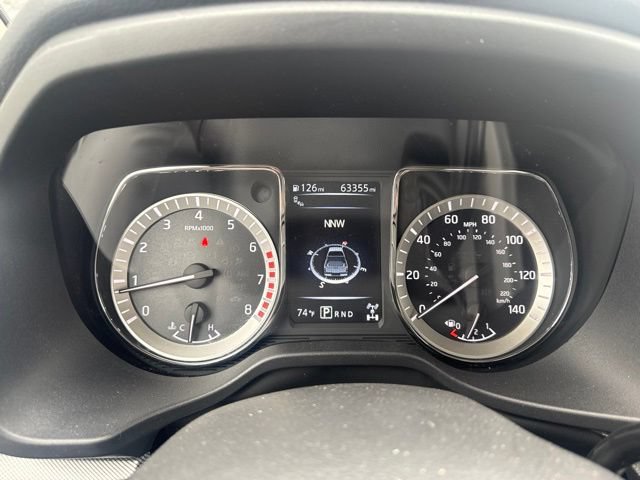 Used 2017 Nissan Titan PRO-4X AWD/4WD image 14