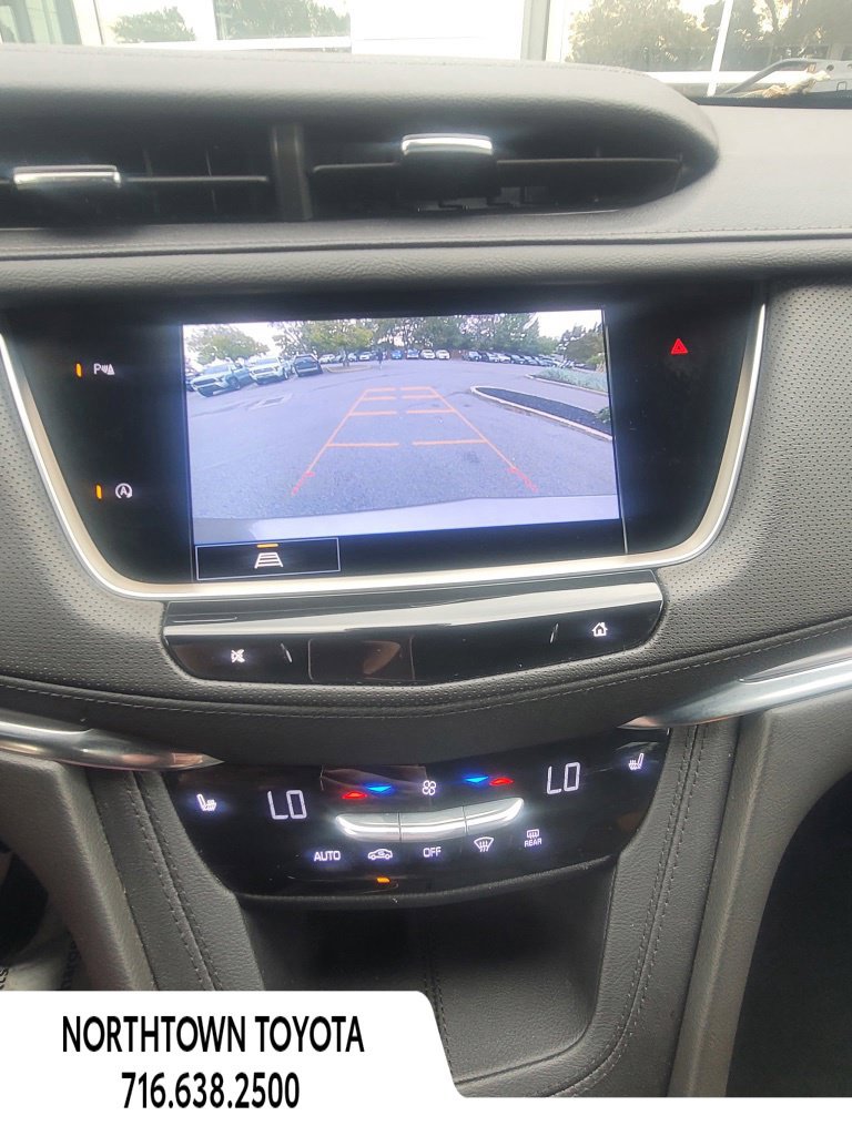 Used 2022 Cadillac XT5 Luxury w/ LPO, Floor Liner Package AWD/4WD image 26