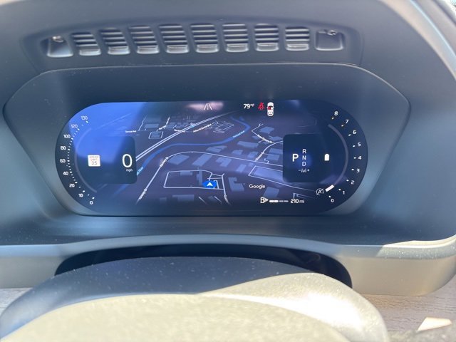 New 2026 Volvo XC90 B6 Plus w/ Protection Package Premier image 14