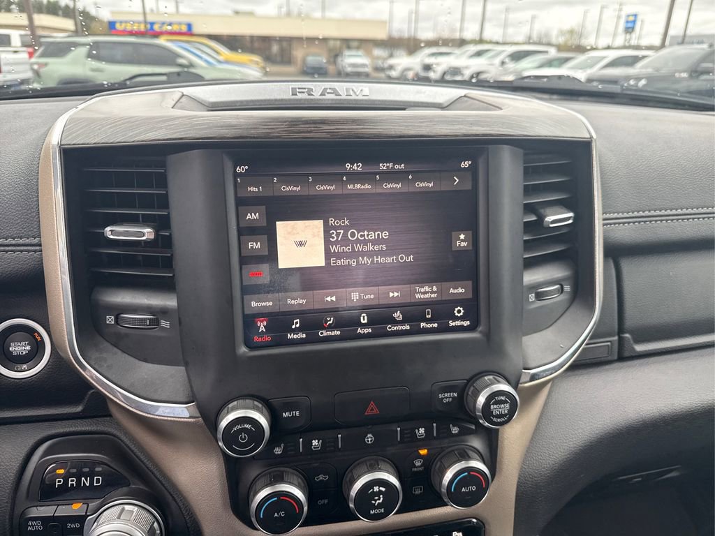 Used 2019 RAM 1500 Laramie AWD/4WD image 11