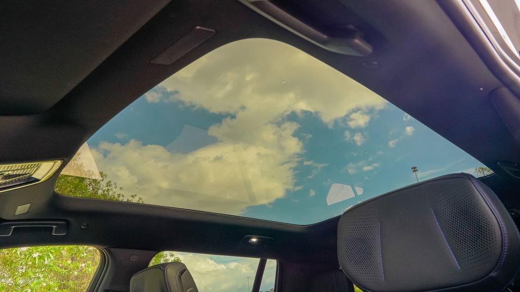 New 2026 Cadillac Escalade IQL Luxury image 17