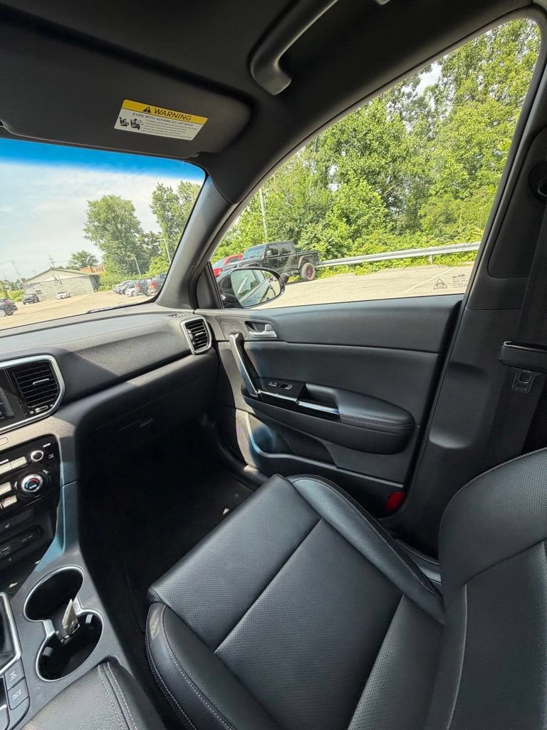 Used 2021 Kia Sportage S w/ S AWD Premium Package image 12