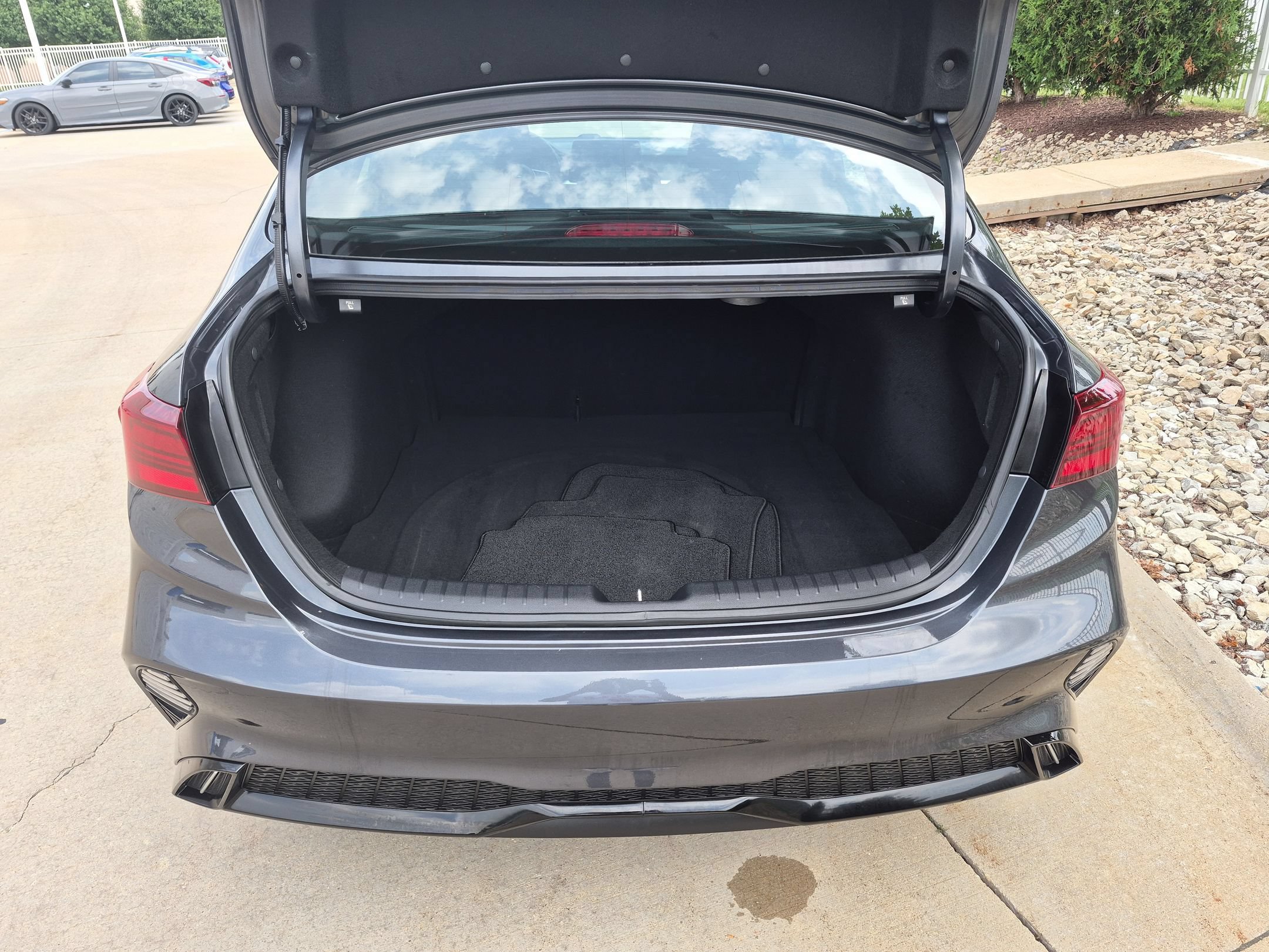 Used 2023 Kia Forte GT-Line w/ GT-Line Premium Package FWD image 27