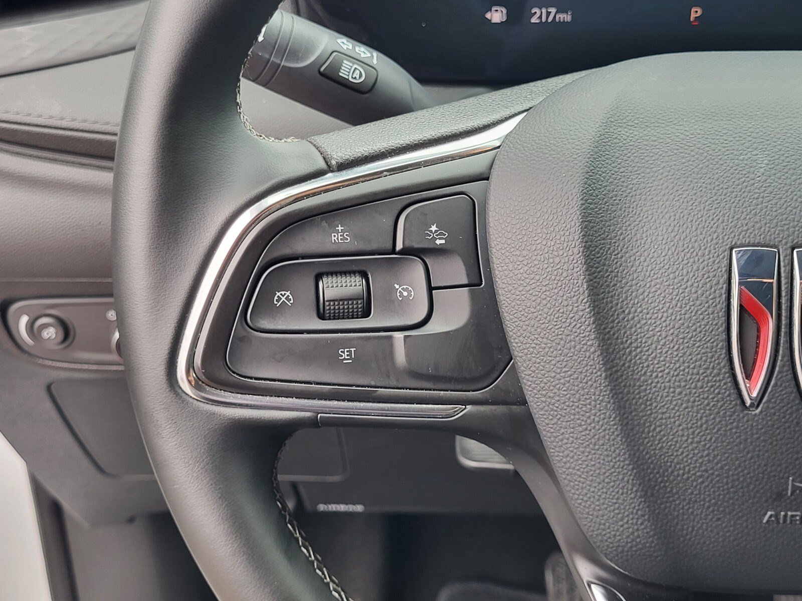 Used 2025 Buick Encore GX Preferred FWD image 27