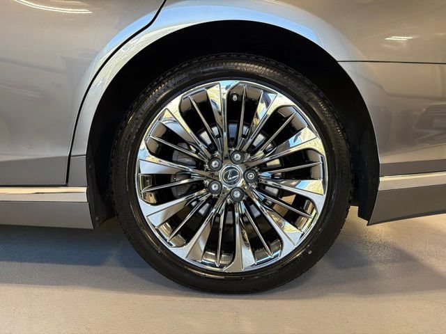 Used 2019 Lexus LS 500 AWD w/ Interior Upgrade Package image 33