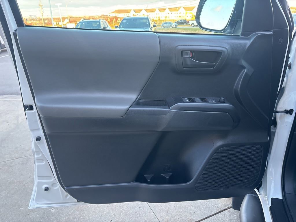 Used 2023 Toyota Tacoma SR image 17