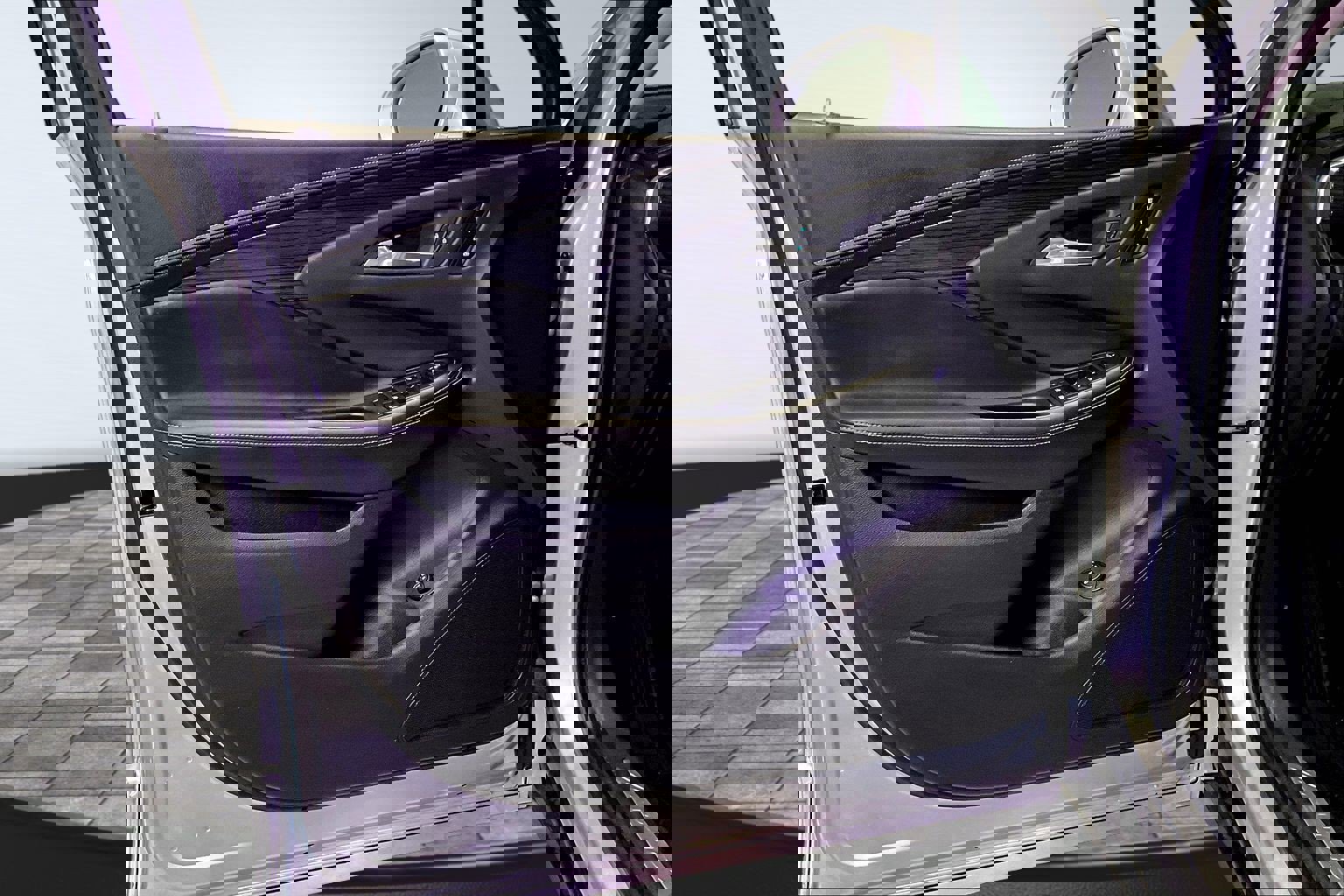 Used 2017 Buick Envision Essence image 18