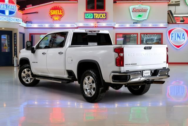 Used 2020 Chevrolet Silverado 2500 LTZ w/ LTZ Premium Package AWD/4WD image 4