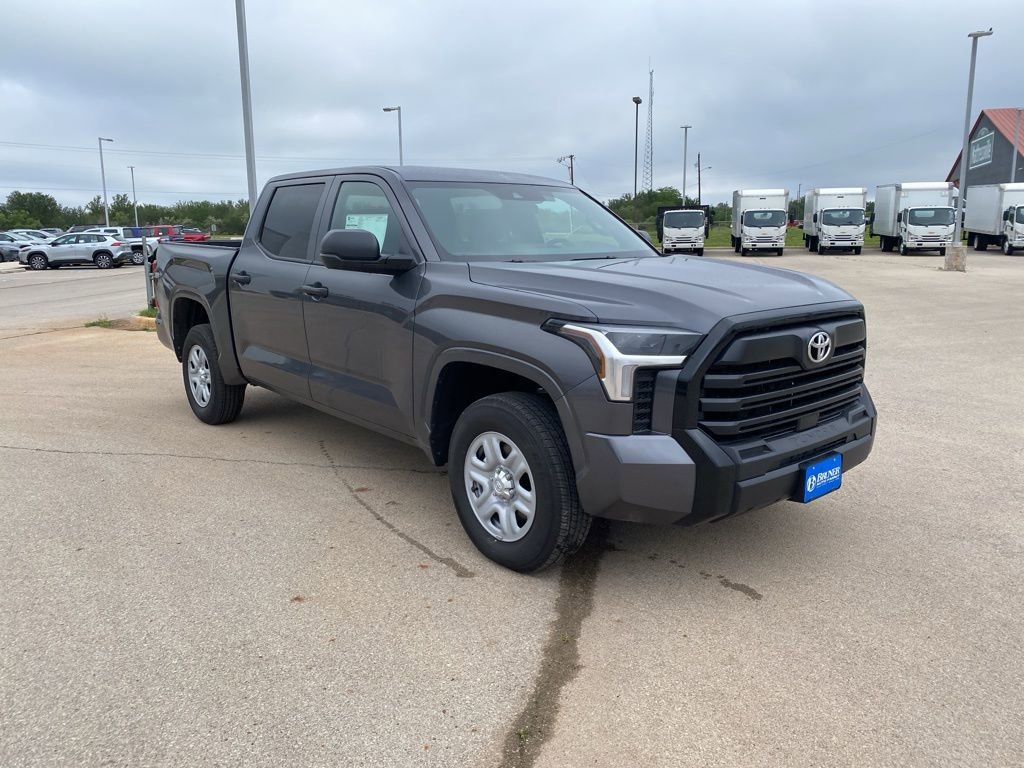 New 2025 Toyota Tundra SR image 5