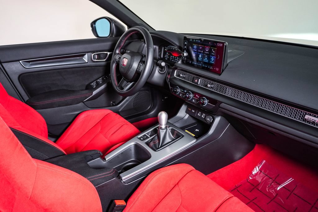 Used 2025 Honda Civic Type R image 16