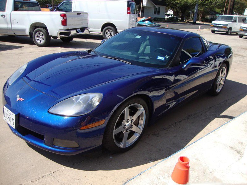 Used 2006 Chevrolet Corvette Coupe w/ Preferred Equipment Group RWD image 1