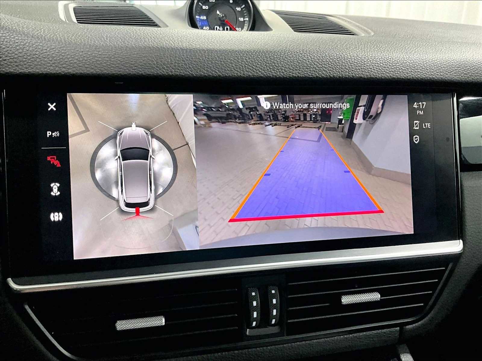 Used 2023 Porsche Cayenne image 20