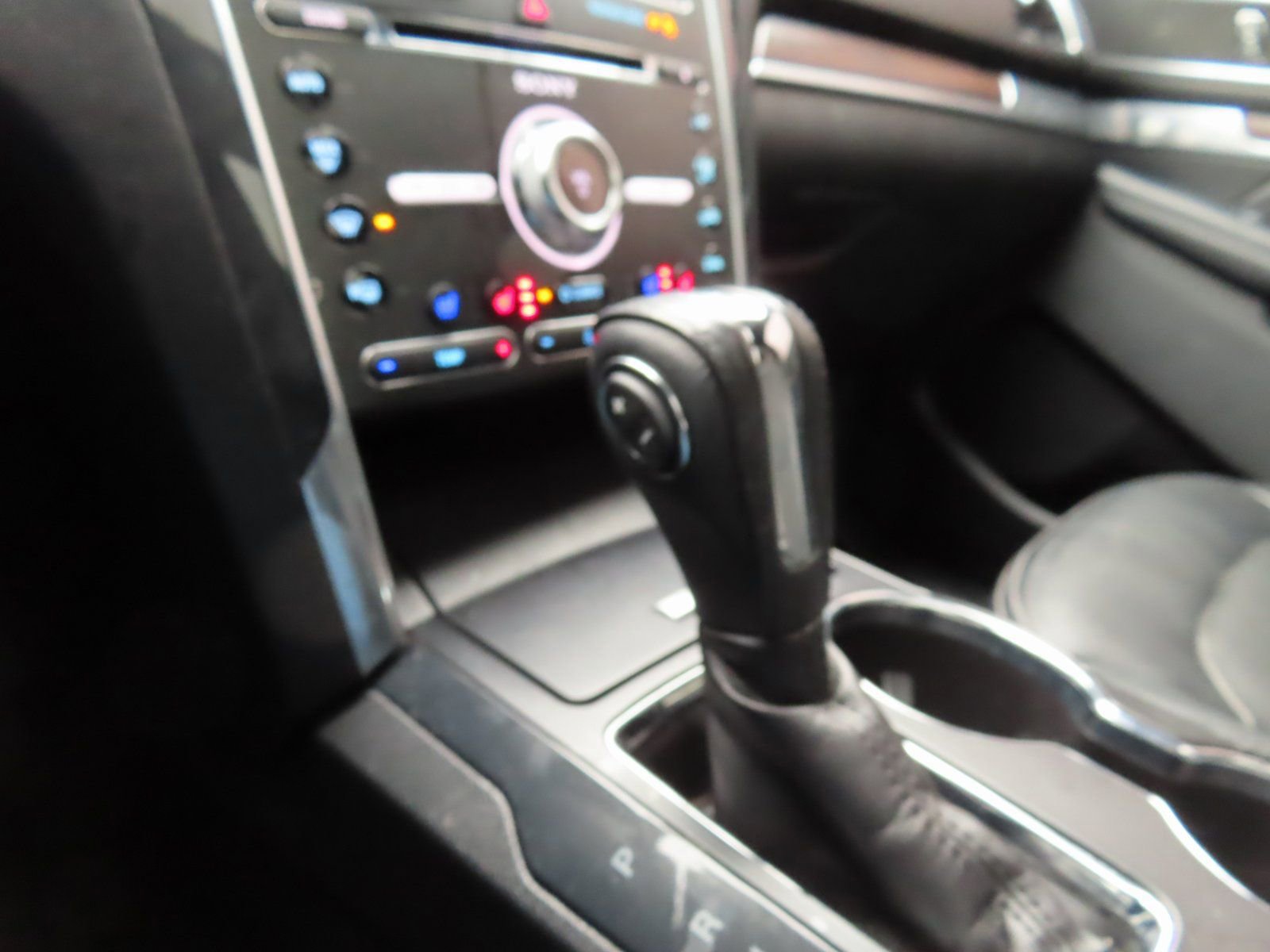 Used 2018 Ford Explorer Limited w/ Equipment Group 301A image 22