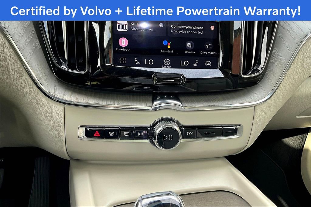 Used 2023 Volvo XC60 B5 Ultimate w/ Protection Package Premier image 41