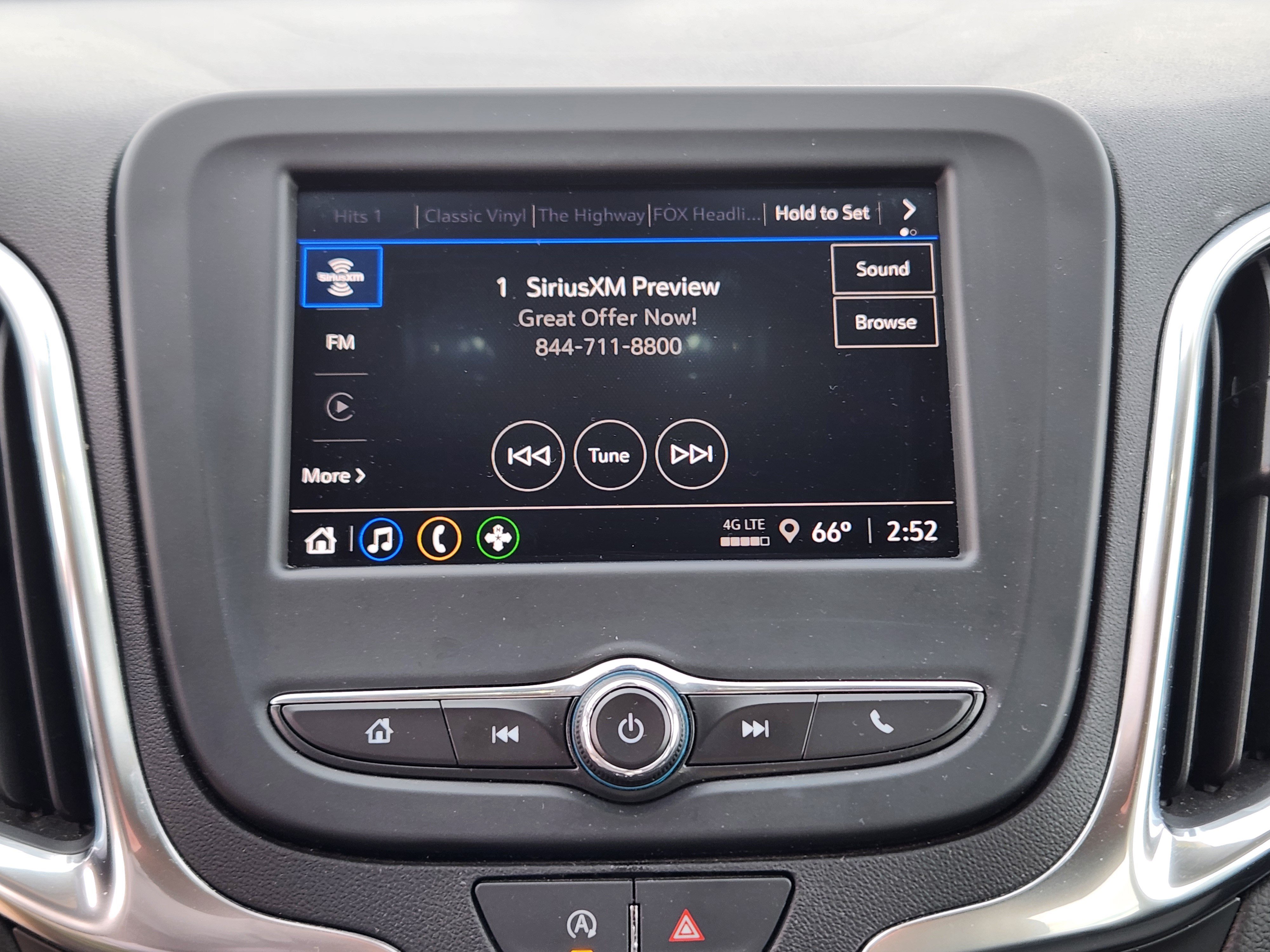 Used 2024 Chevrolet Equinox LT AWD/4WD image 13
