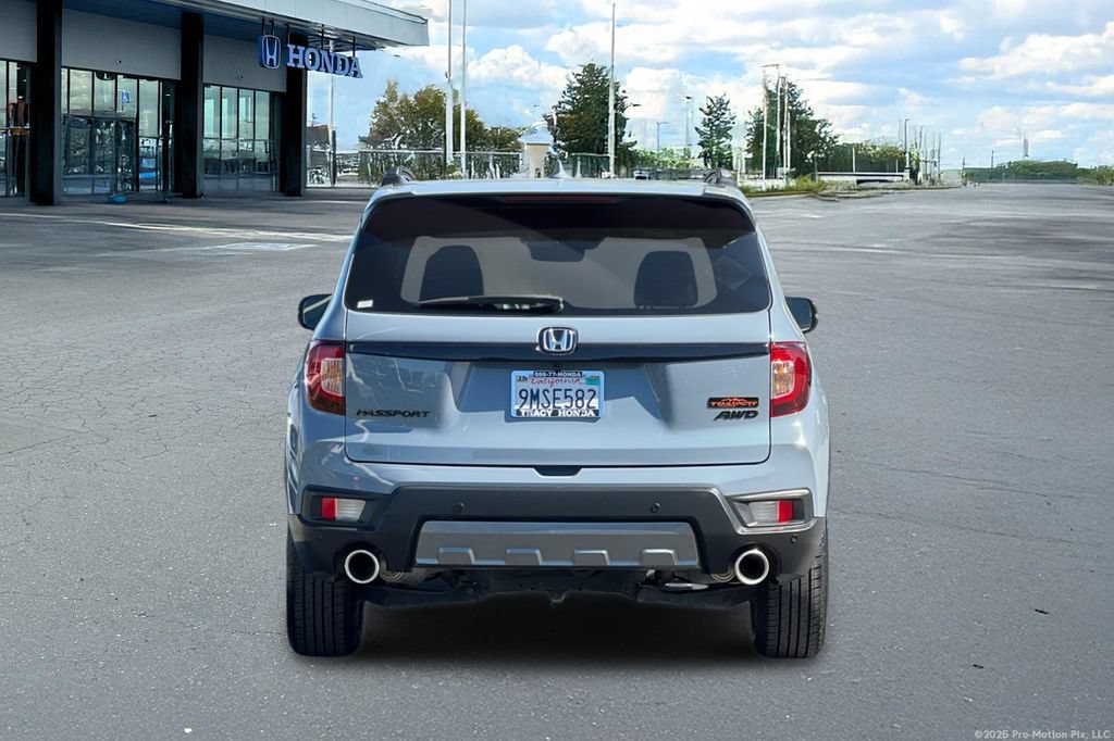 Certified 2024 Honda Passport TrailSport image 8