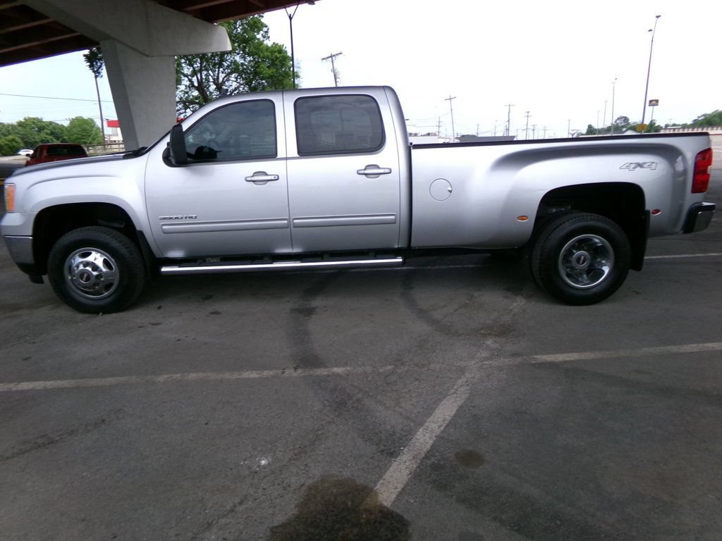 Used 2011 GMC Sierra 3500 SLT w/ SLT Convenience Package AWD/4WD image 1