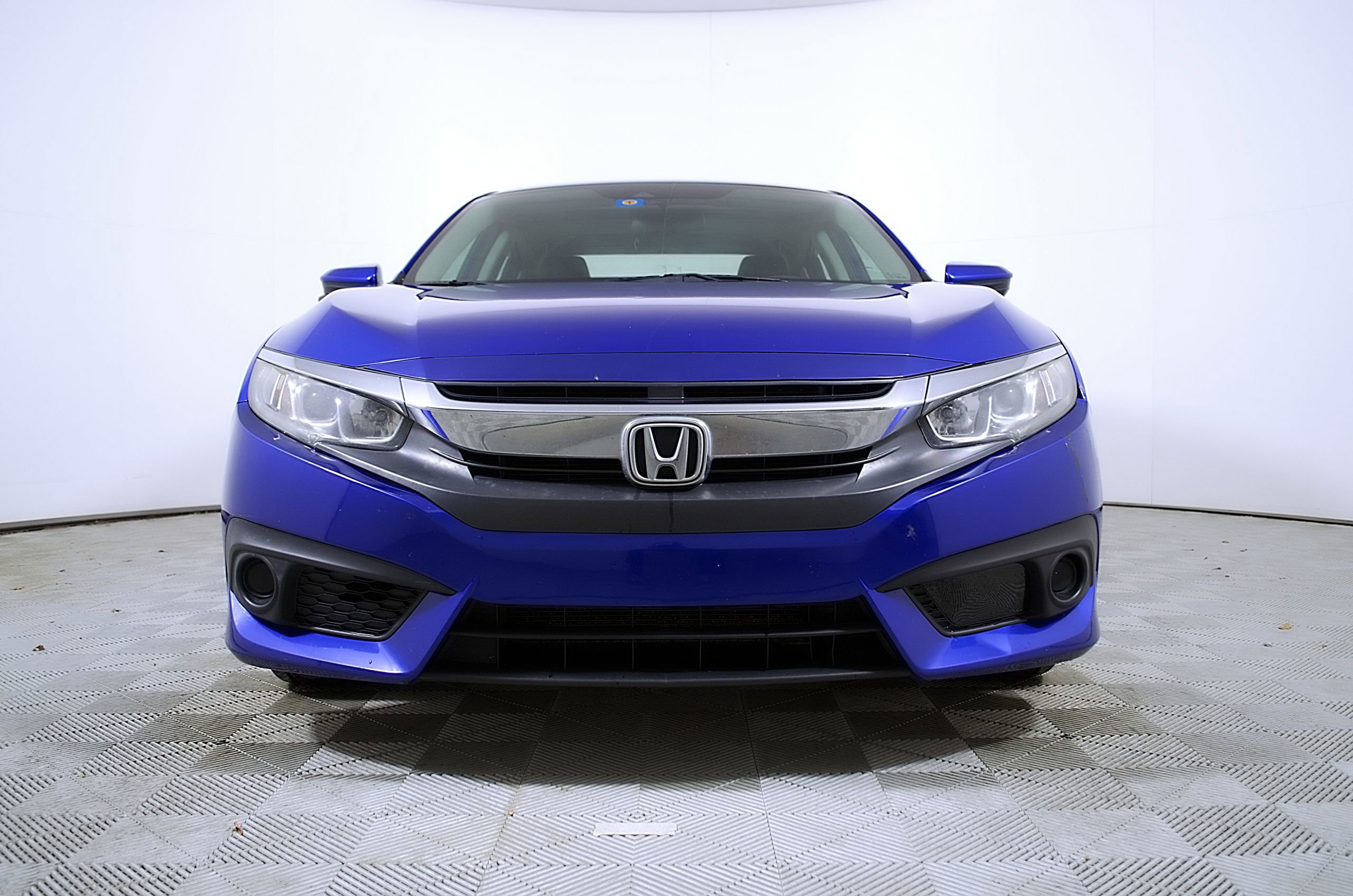 Used 2018 Honda Civic EX image 6