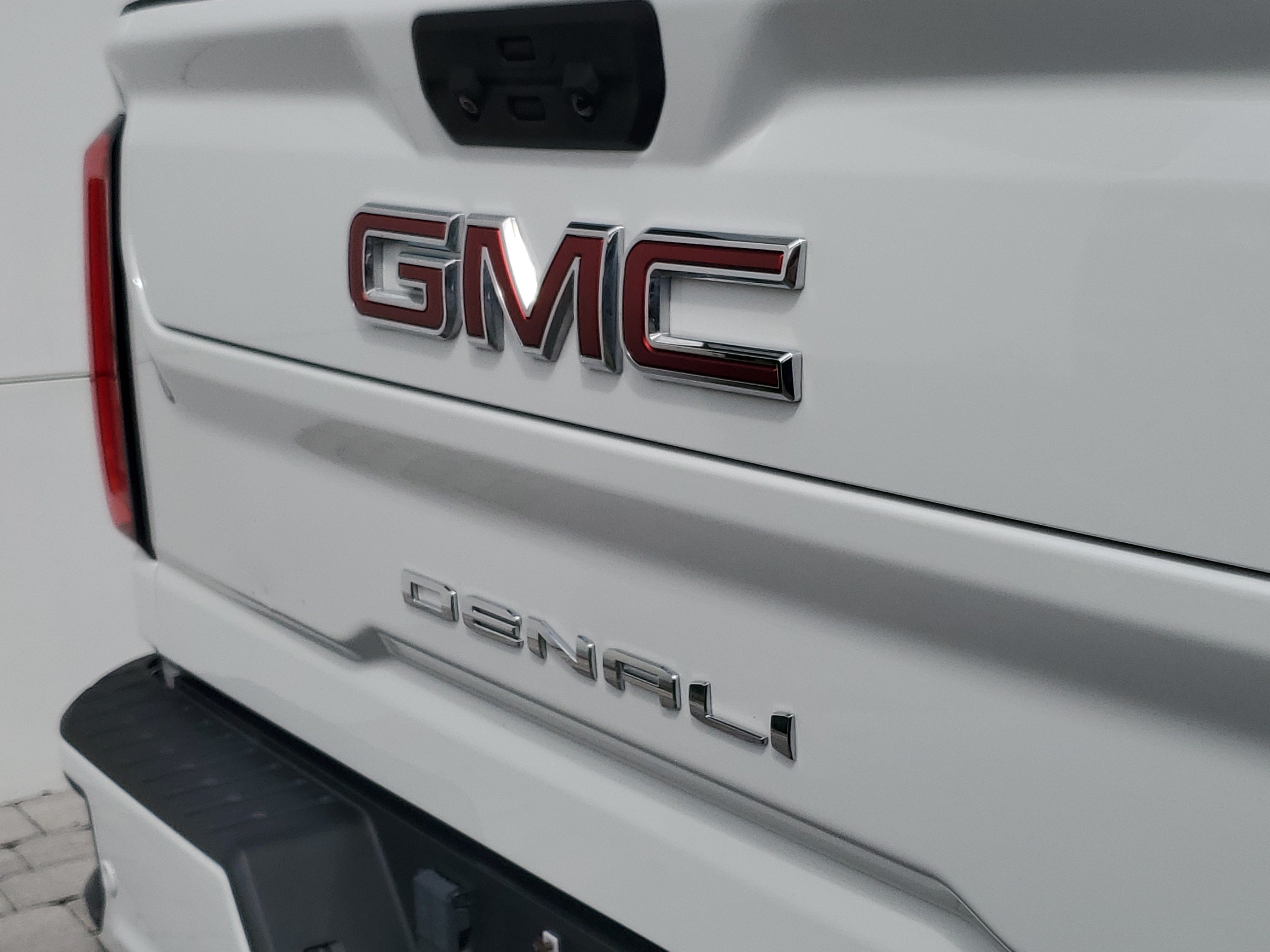 Used 2022 GMC Sierra 2500 Denali AWD/4WD image 9