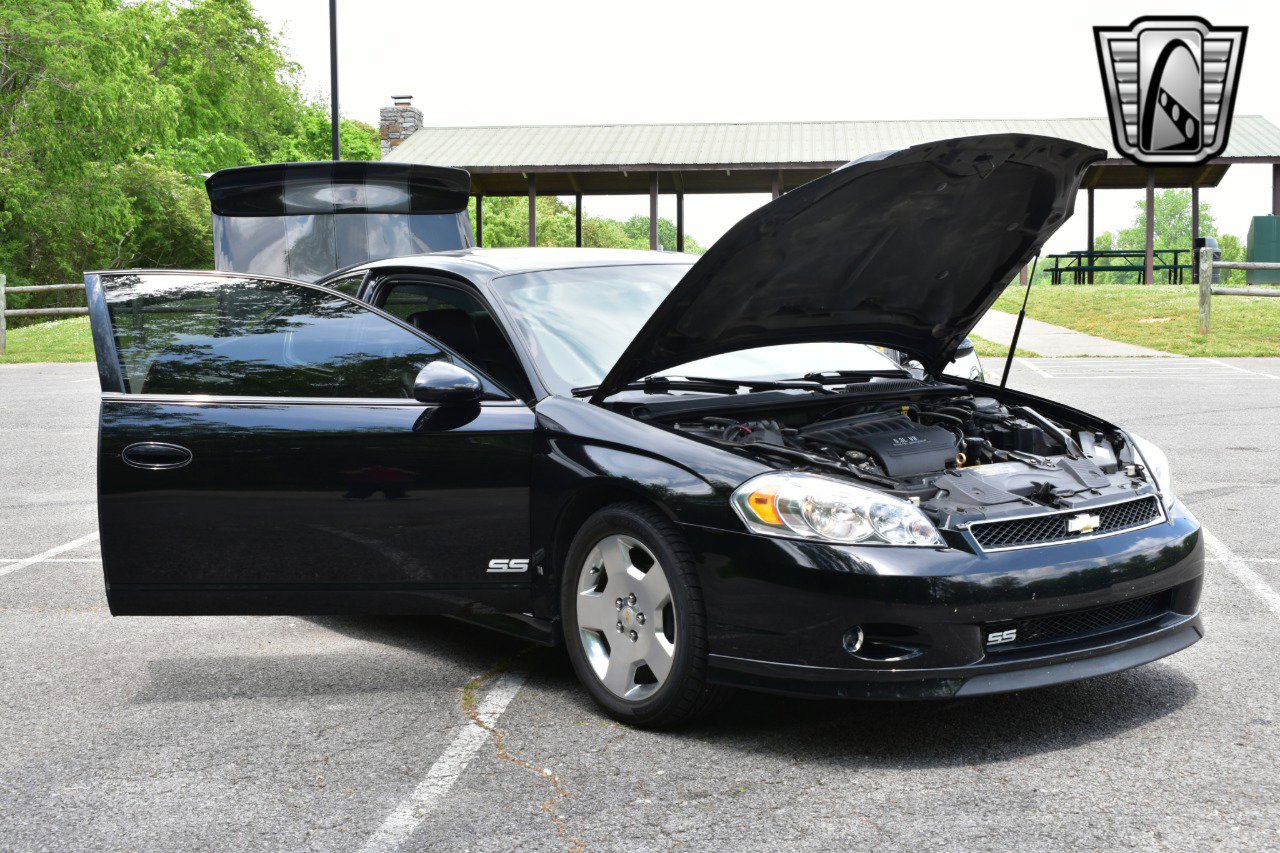 Used 2007 Chevrolet Monte Carlo SS w/ Convenience Package image 10