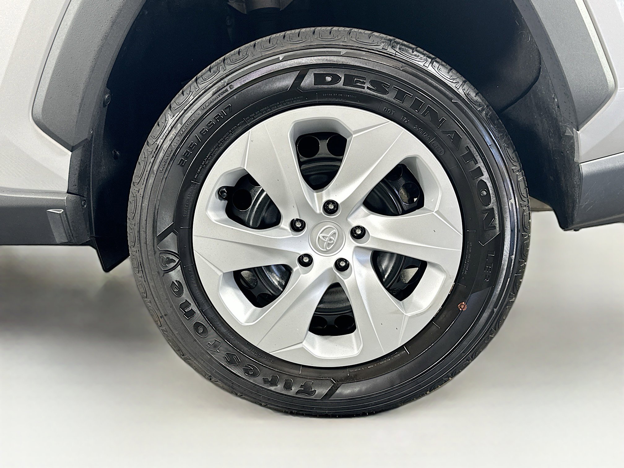 Used 2024 Toyota RAV4 LE image 11