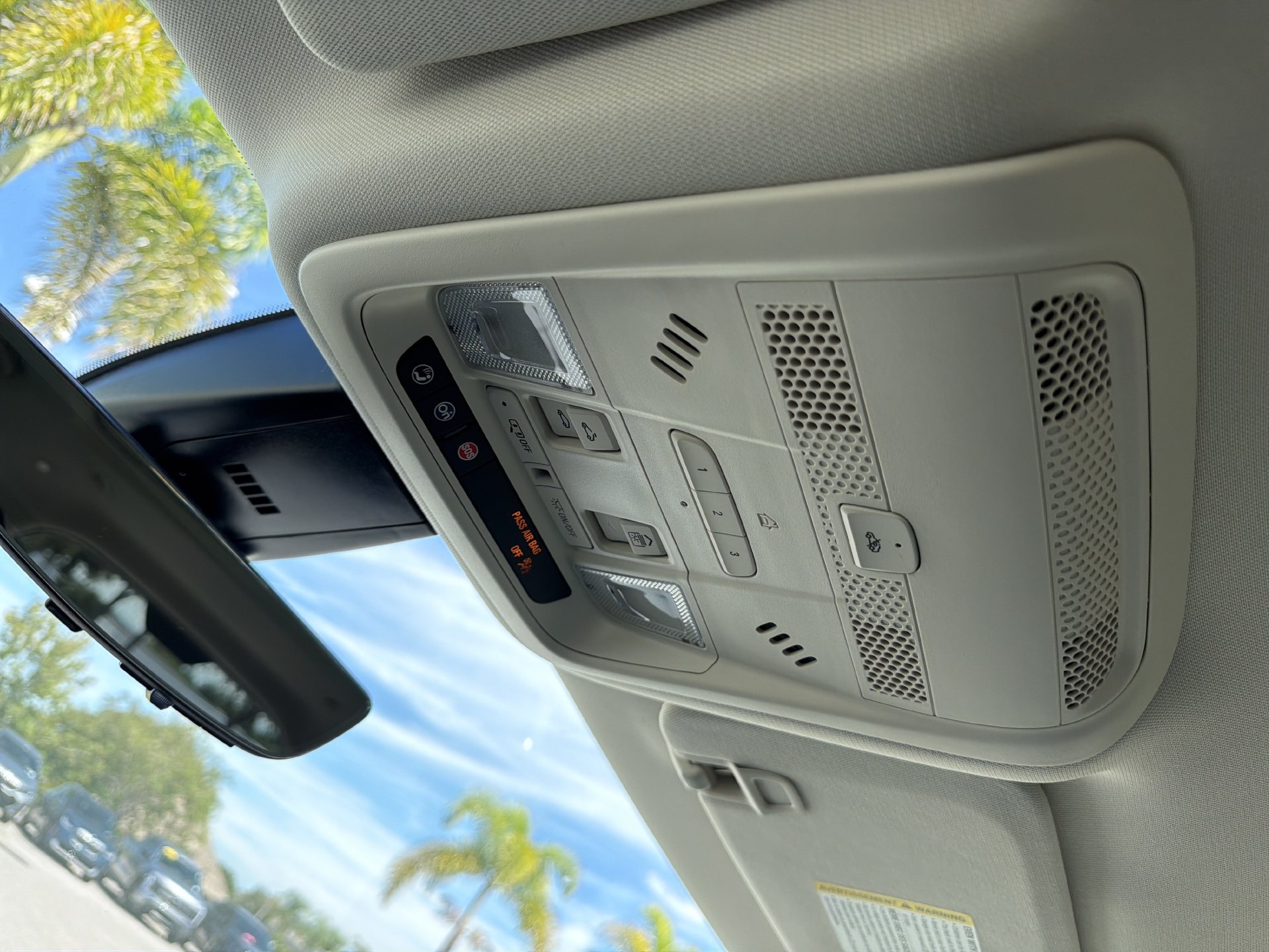 Used 2024 Cadillac XT6 Premium Luxury w/ Technology Package FWD image 37