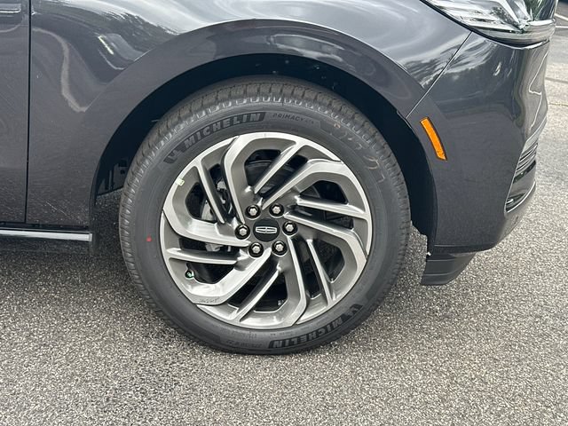 New 2026 Lincoln Navigator Reserve AWD/4WD image 13