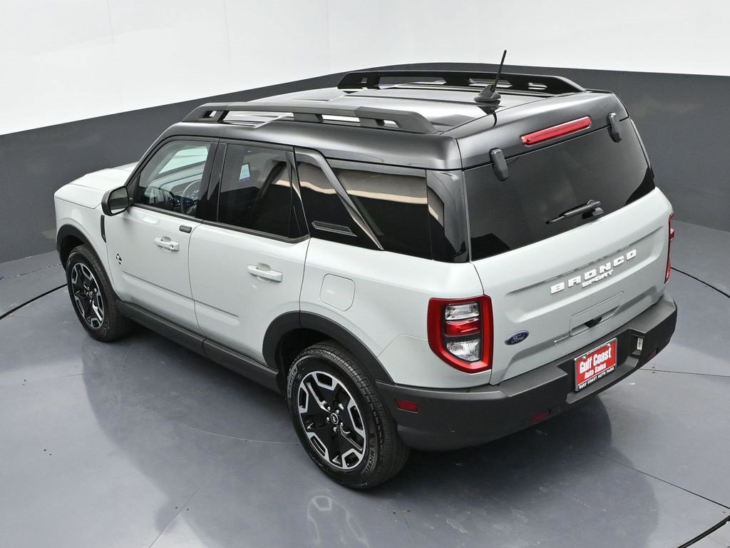 Used 2024 Ford Bronco Sport Outer Banks w/ Tech Package image 38