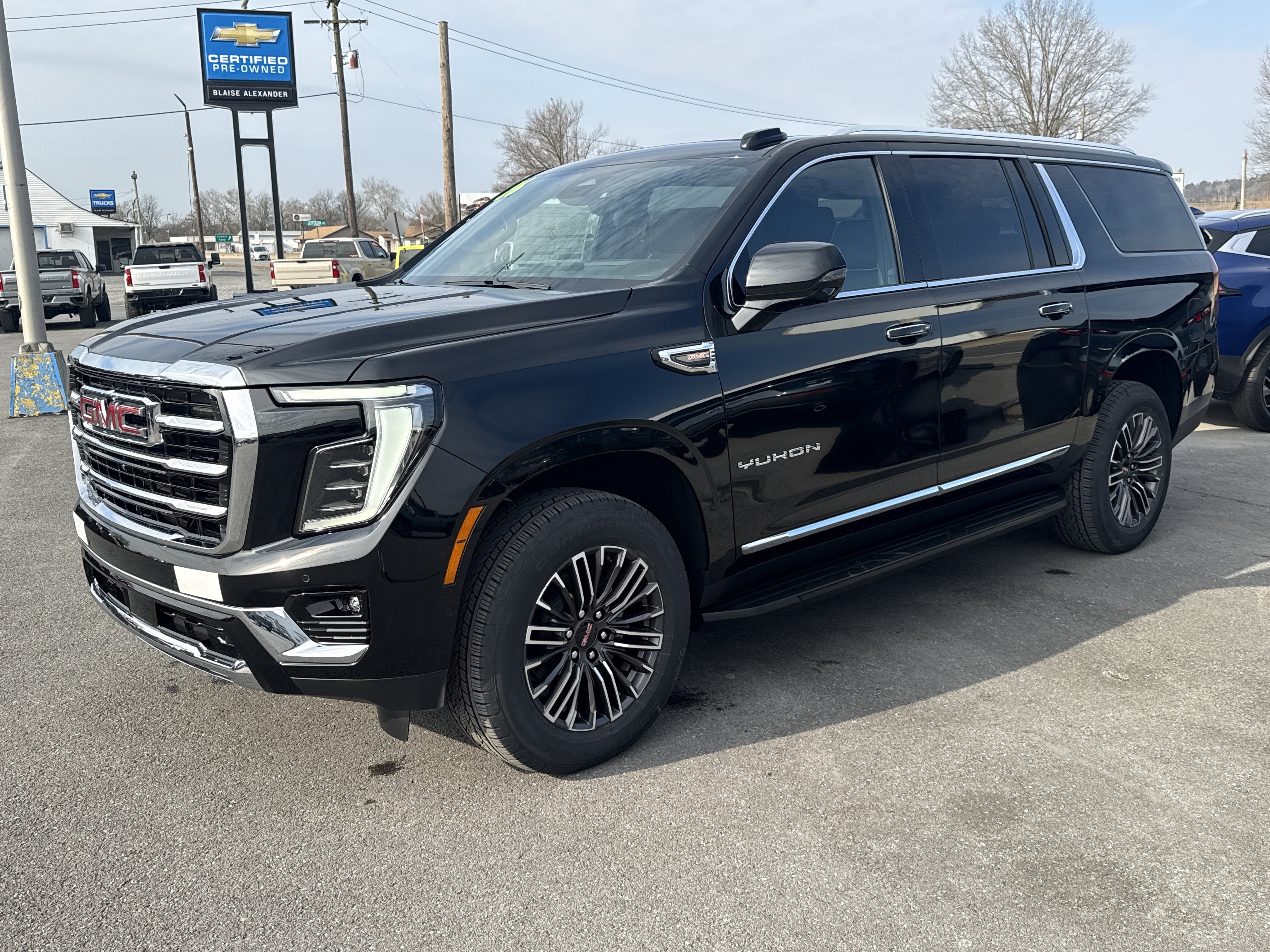 New 2026 GMC Yukon XL Elevation image 7