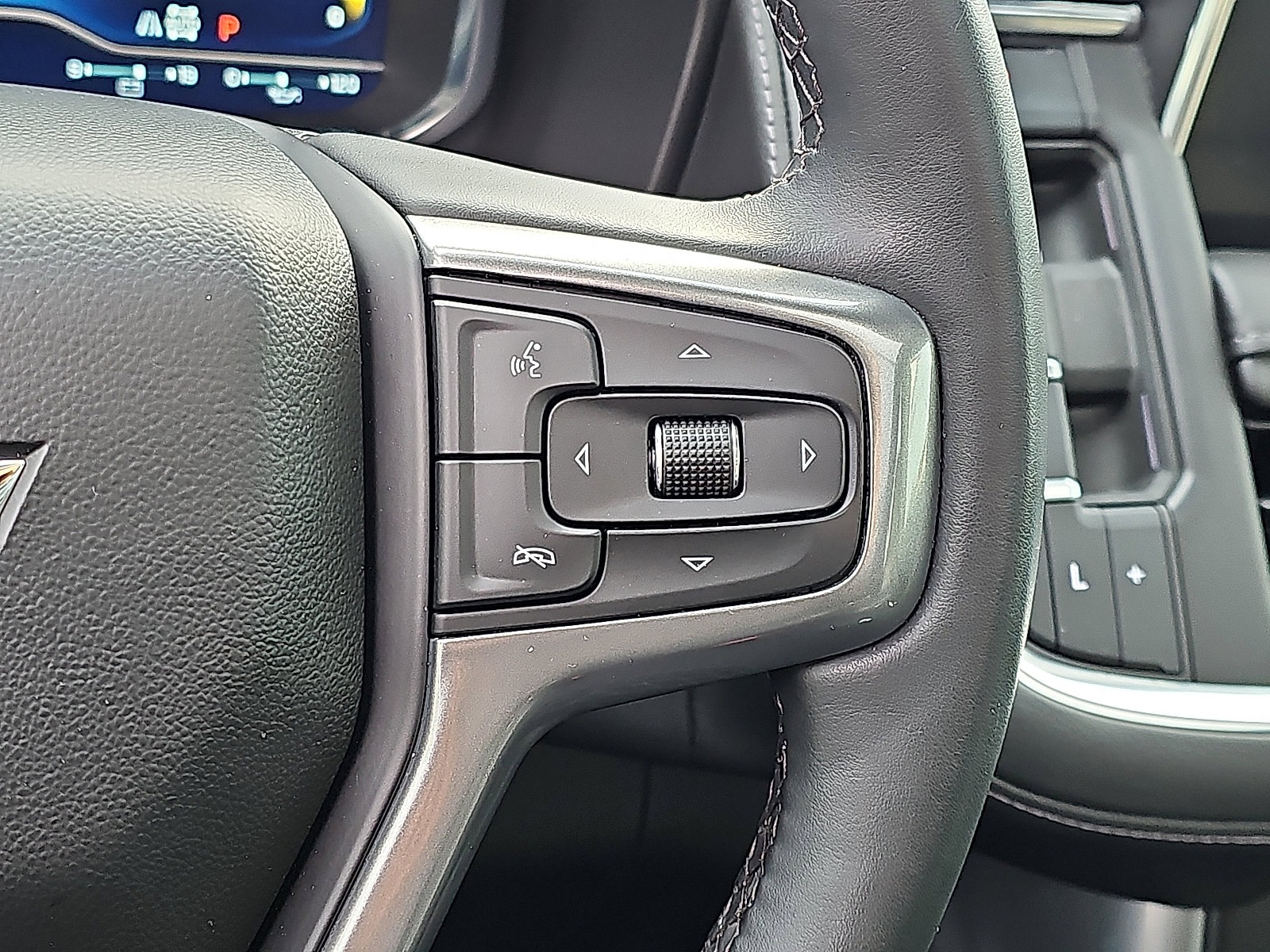 Used 2023 Chevrolet Tahoe Z71 w/ Luxury Package image 26