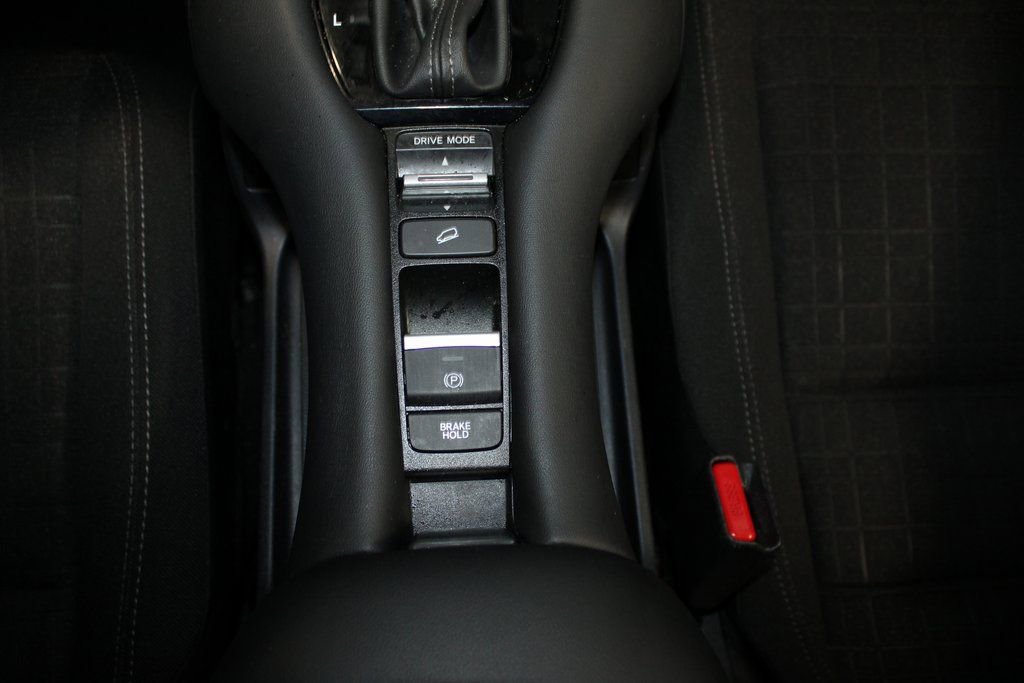 Used 2023 Honda HR-V LX image 29