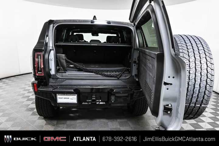New 2025 GMC Hummer EV 3X w/ LPO, Cargo Utility Package AWD/4WD image 31