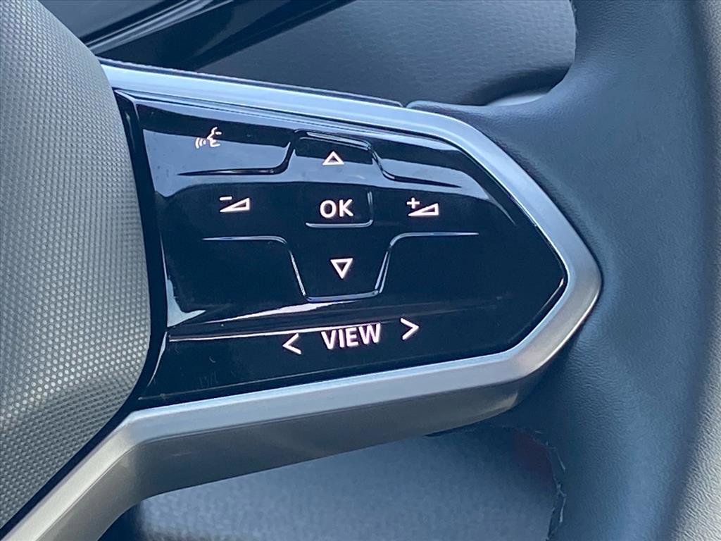 Certified 2024 Volkswagen ID.4 2WD image 8