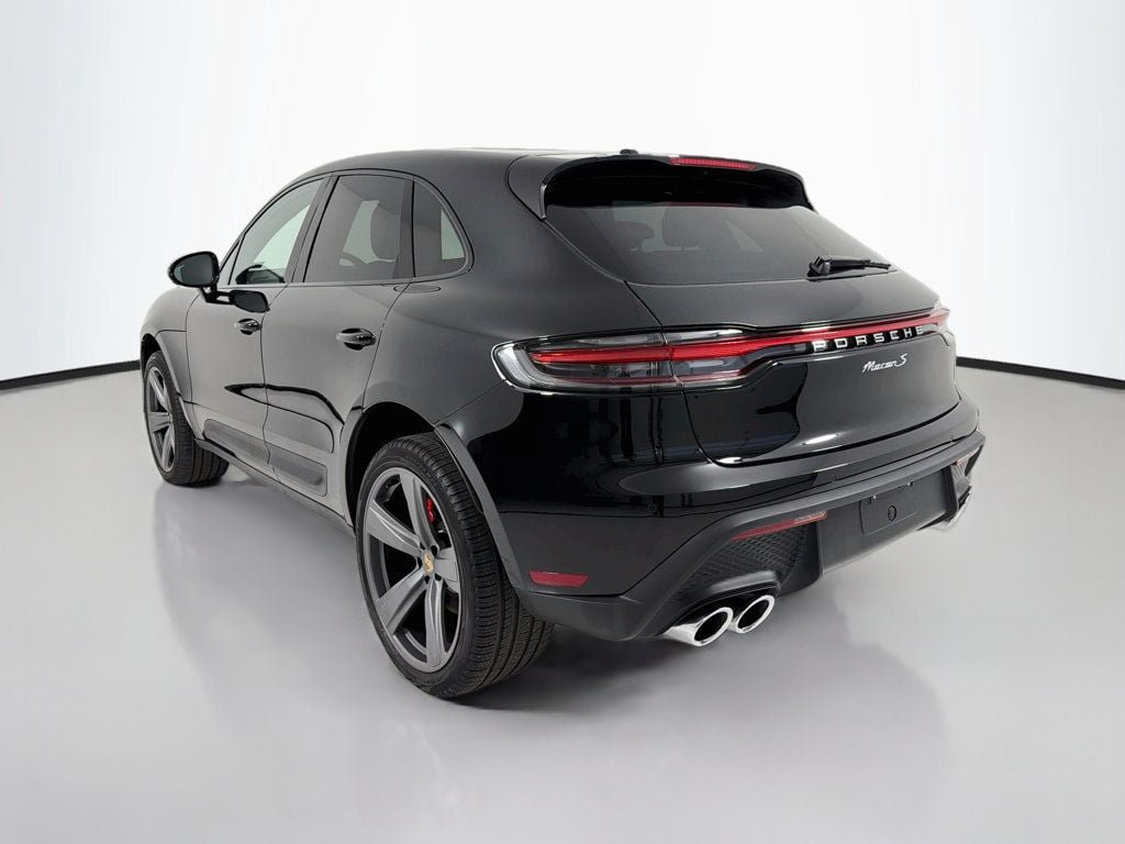 Certified 2026 Porsche Macan S AWD/4WD image 3