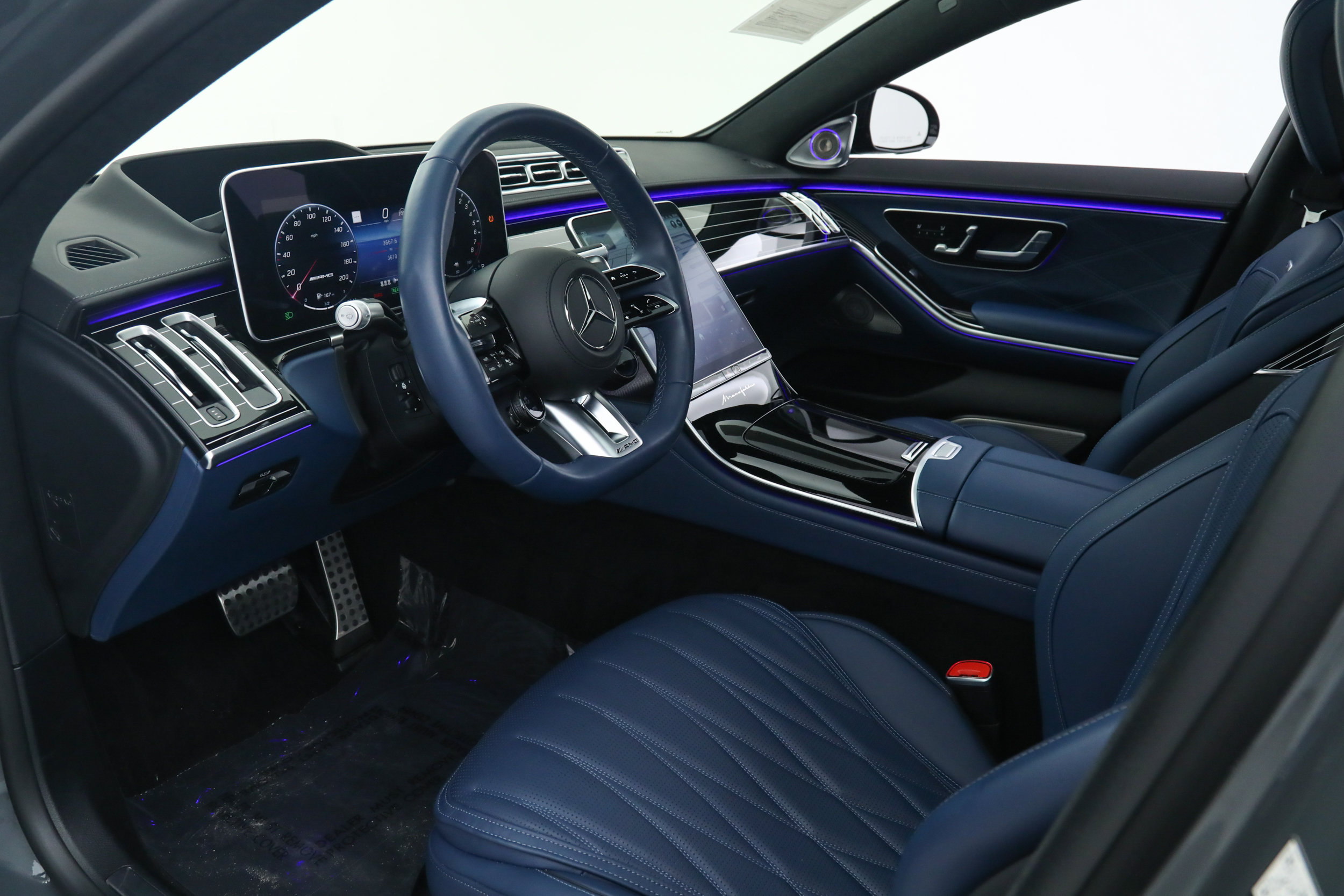 Used 2025 Mercedes-Benz S 63 AMG S image 25