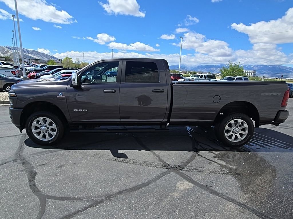 Used 2025 RAM 3500 Laramie w/ Sport Appearance Package AWD/4WD image 7