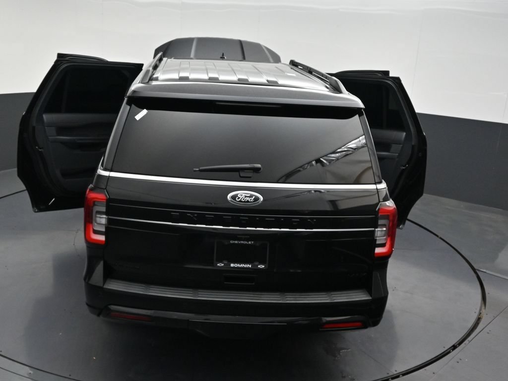 Used 2024 Ford Expedition Max Limited AWD/4WD image 37
