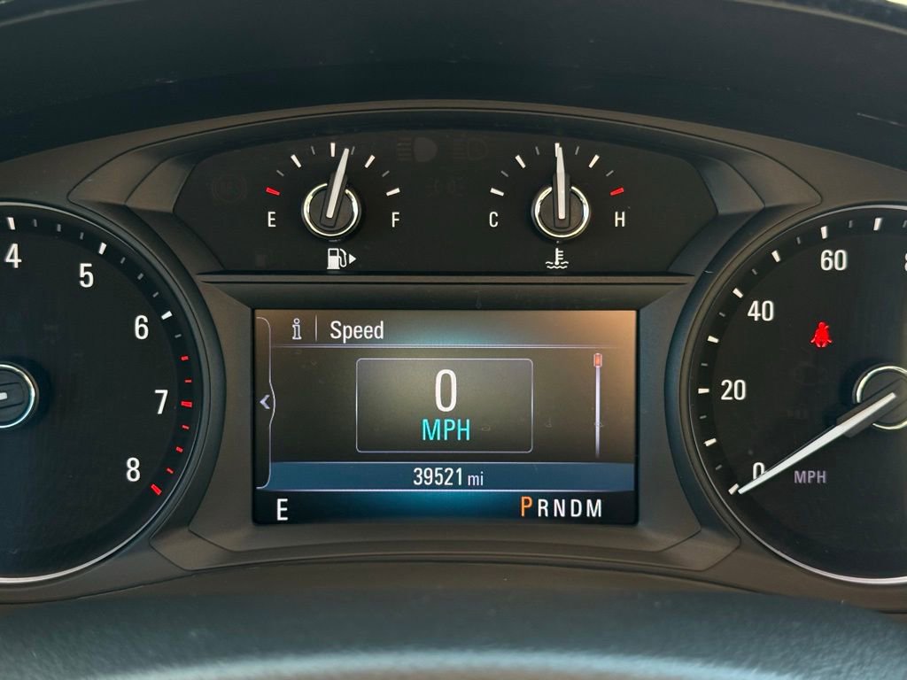 Used 2022 Buick Encore Preferred w/ Safety Package AWD/4WD image 31