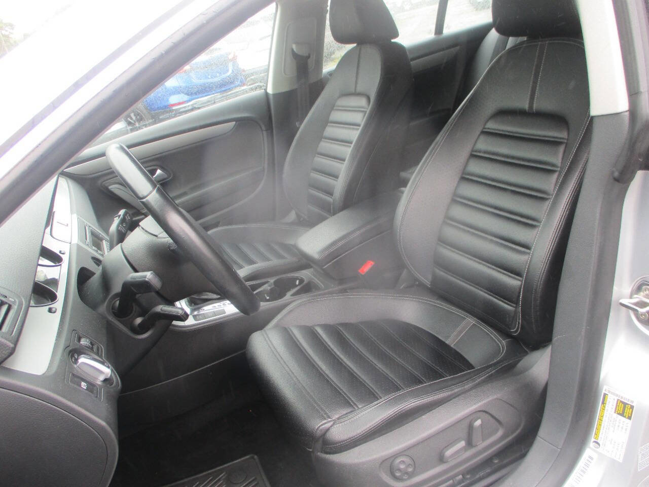 Used 2009 Volkswagen CC Sport image 7
