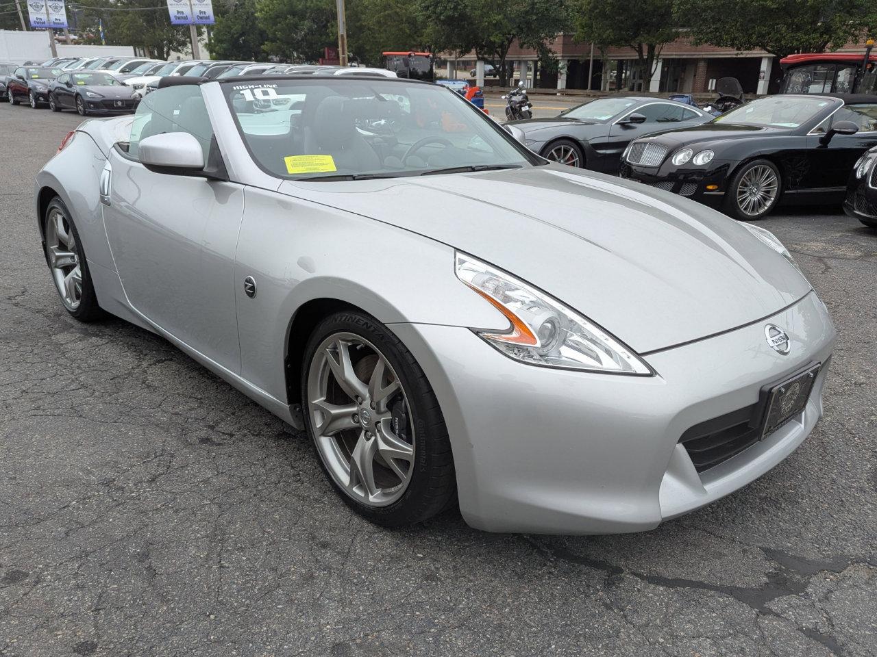 Used 2010 Nissan 370Z Touring w/ Sport Pkg image 39