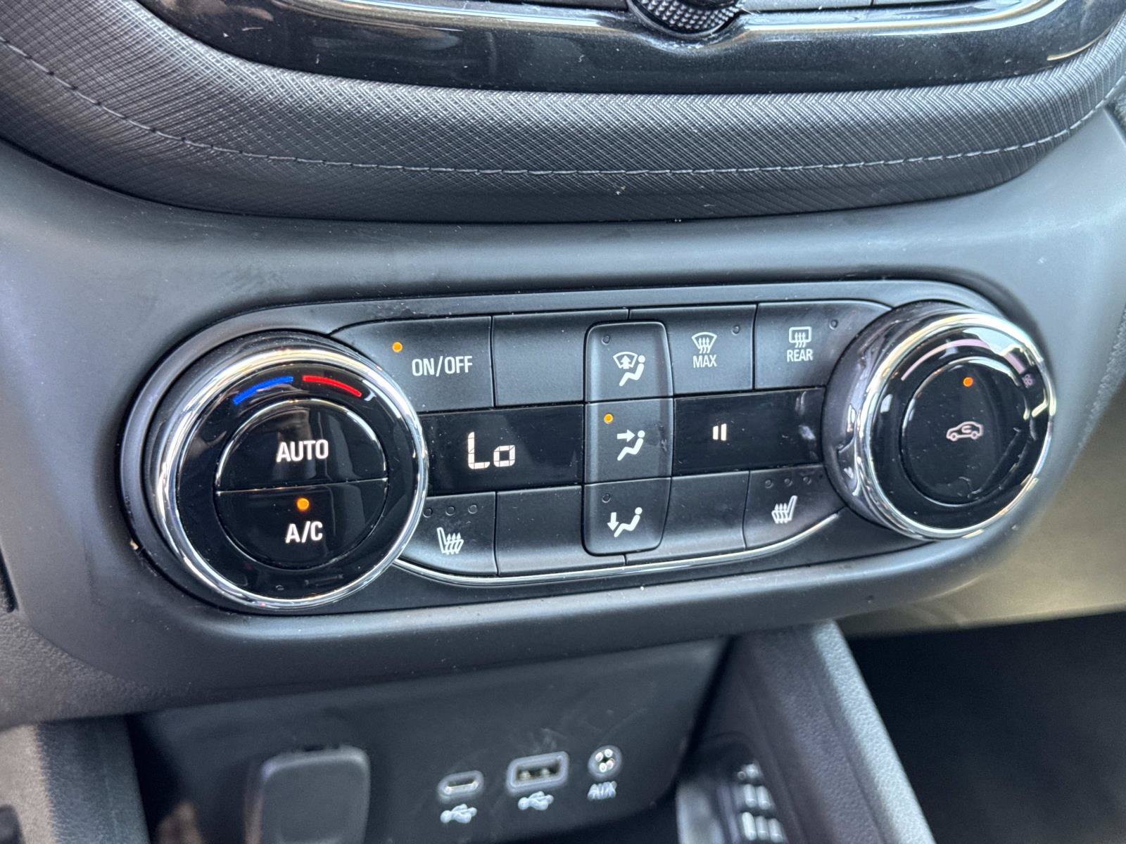 Used 2023 Chevrolet TrailBlazer LT w/ Convenience Package FWD image 17