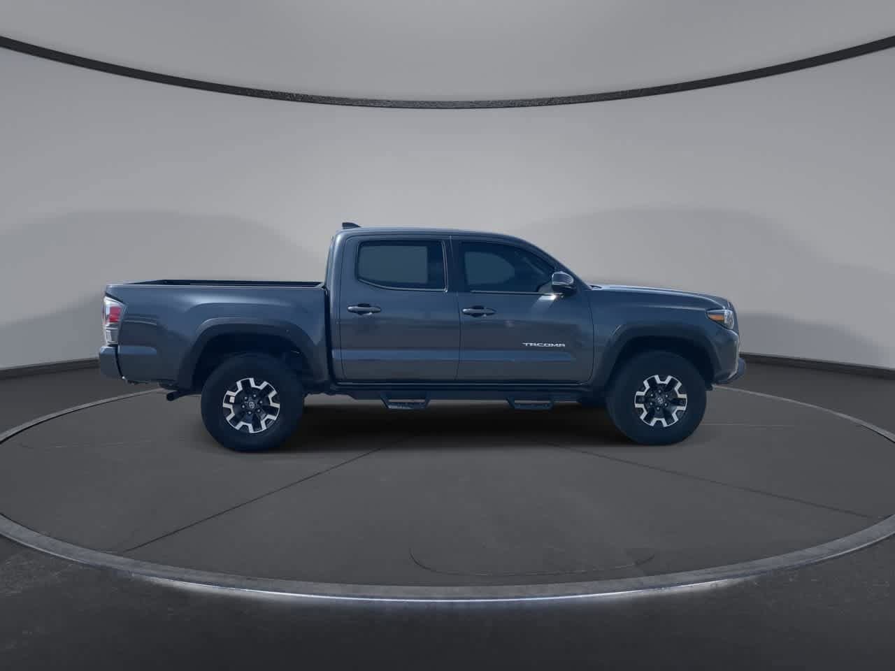 Certified 2020 Toyota Tacoma TRD Off-Road w/ TRD Premium Off Road Package AWD/4WD image 9