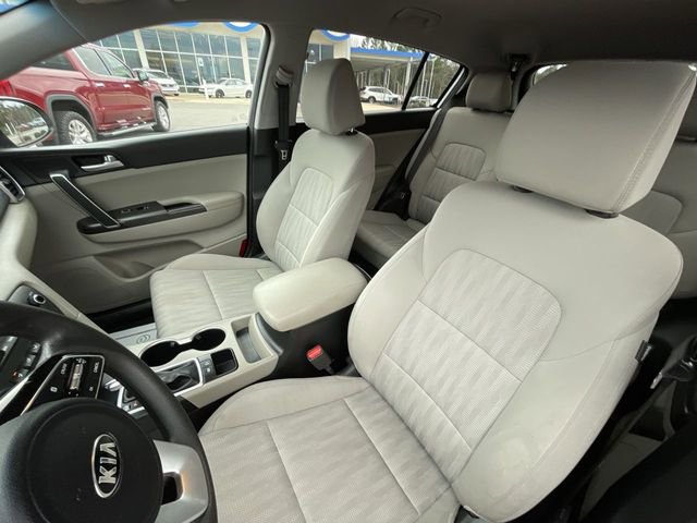 Used 2022 Kia Sportage LX image 11