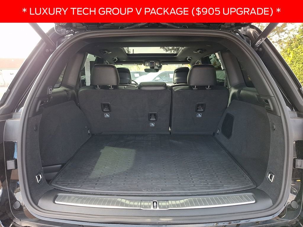 Used 2025 Jeep Grand Cherokee Summit w/ Obsidian Package image 28