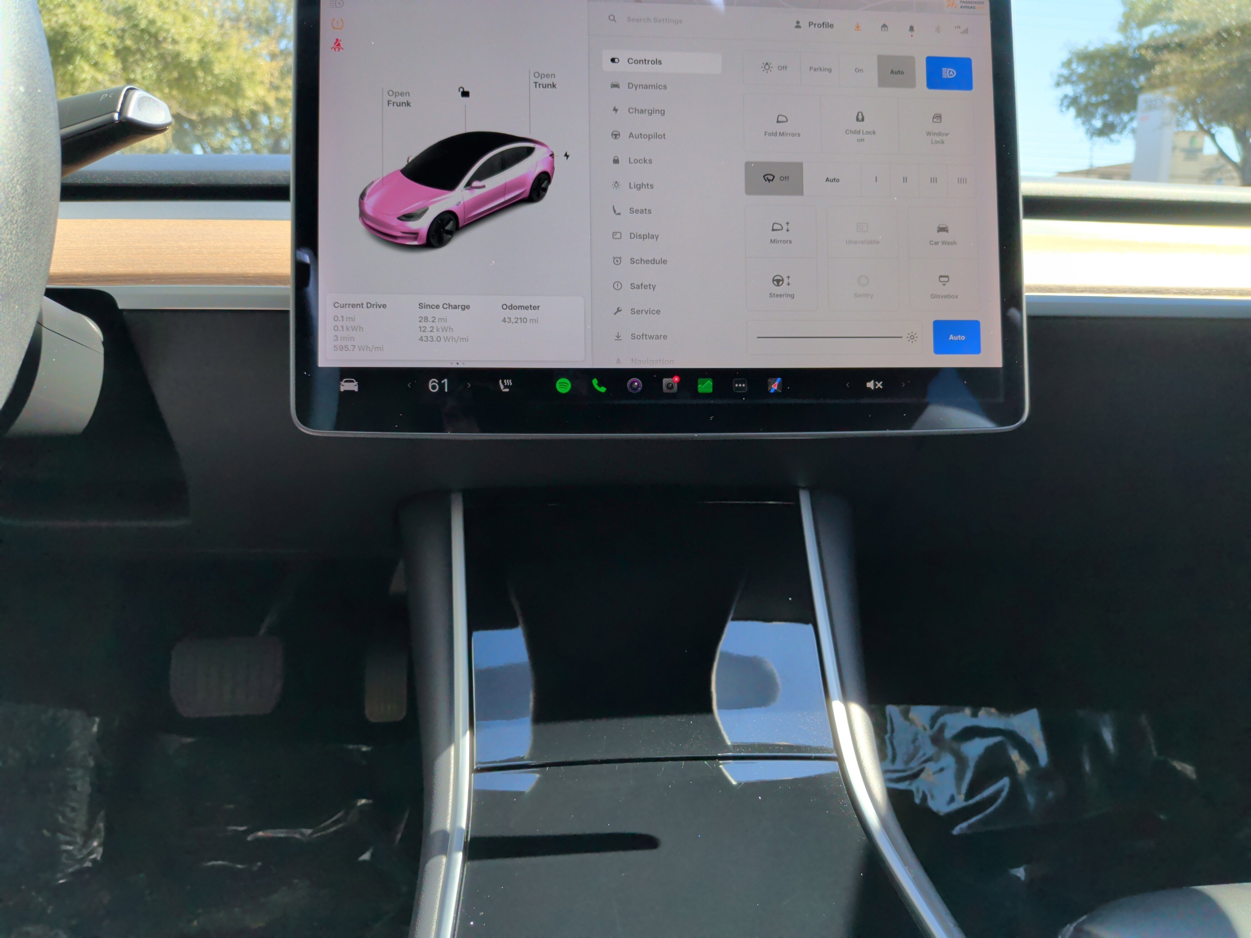 Used 2020 Tesla Model 3 Standard Range image 29