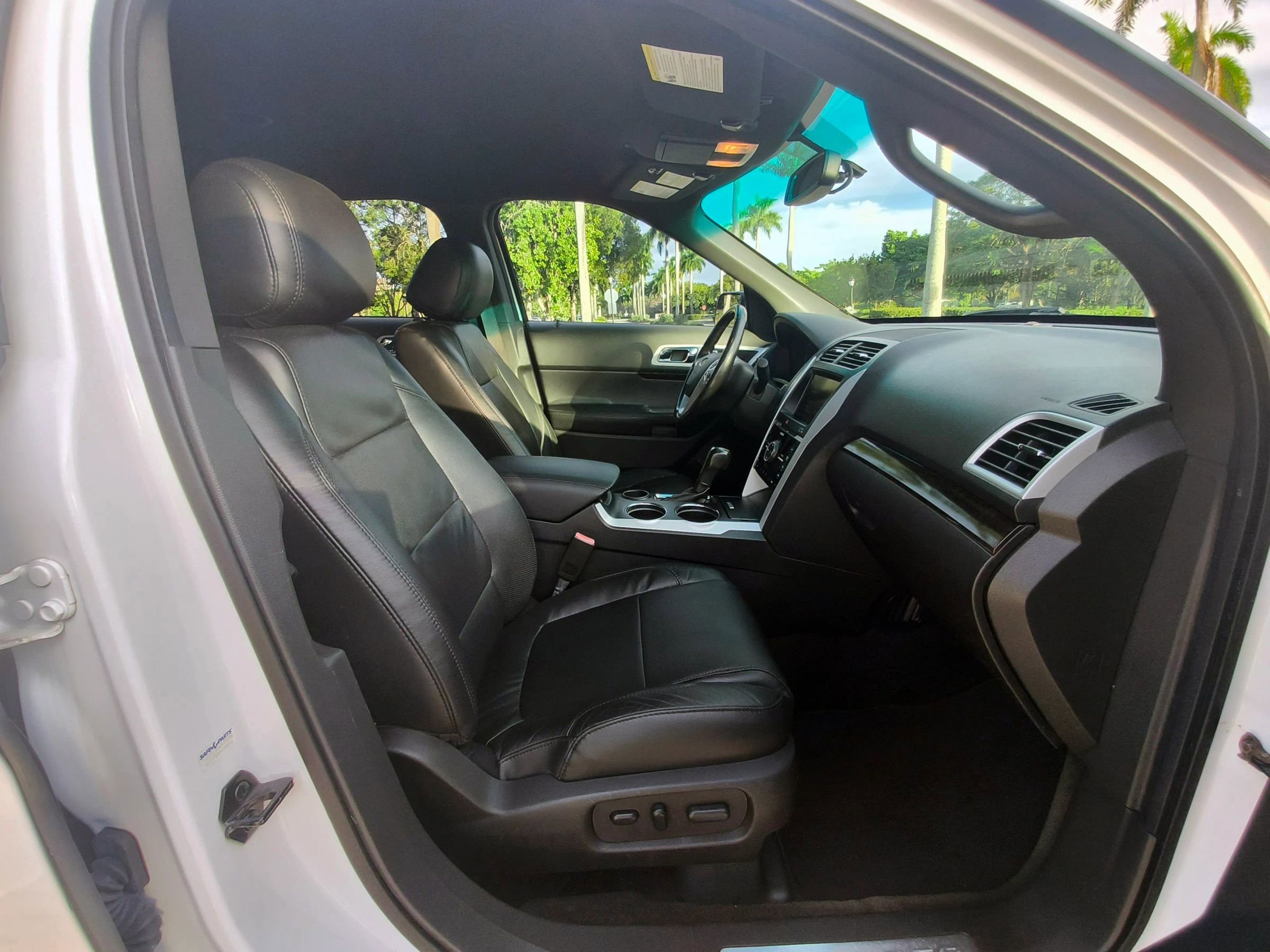 Used 2014 Ford Explorer Limited w/ Equipment Group 301A image 35