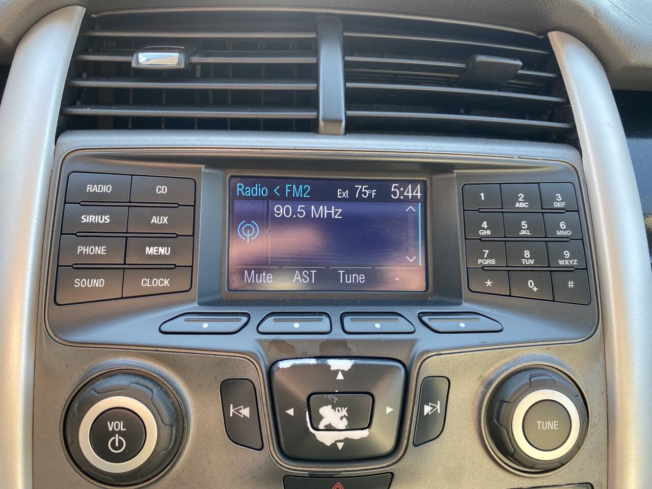 Used 2013 Ford Edge SE FWD image 24